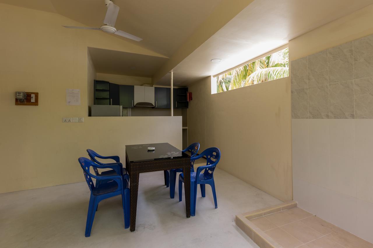Surf Trip Maldives Hotel Thulusdhoo Exterior photo