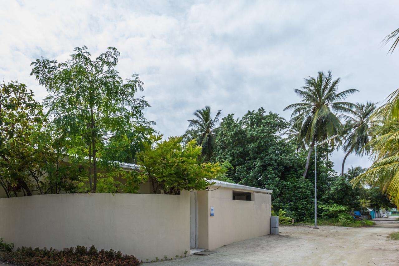 Surf Trip Maldives Hotel Thulusdhoo Exterior photo